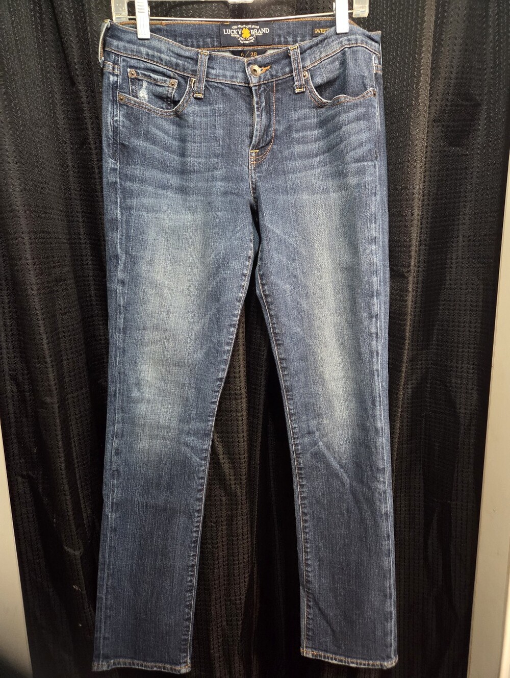 Lucky Brand Women’s Dark Blue Slim Jeans  Sweet & Straight 6/28